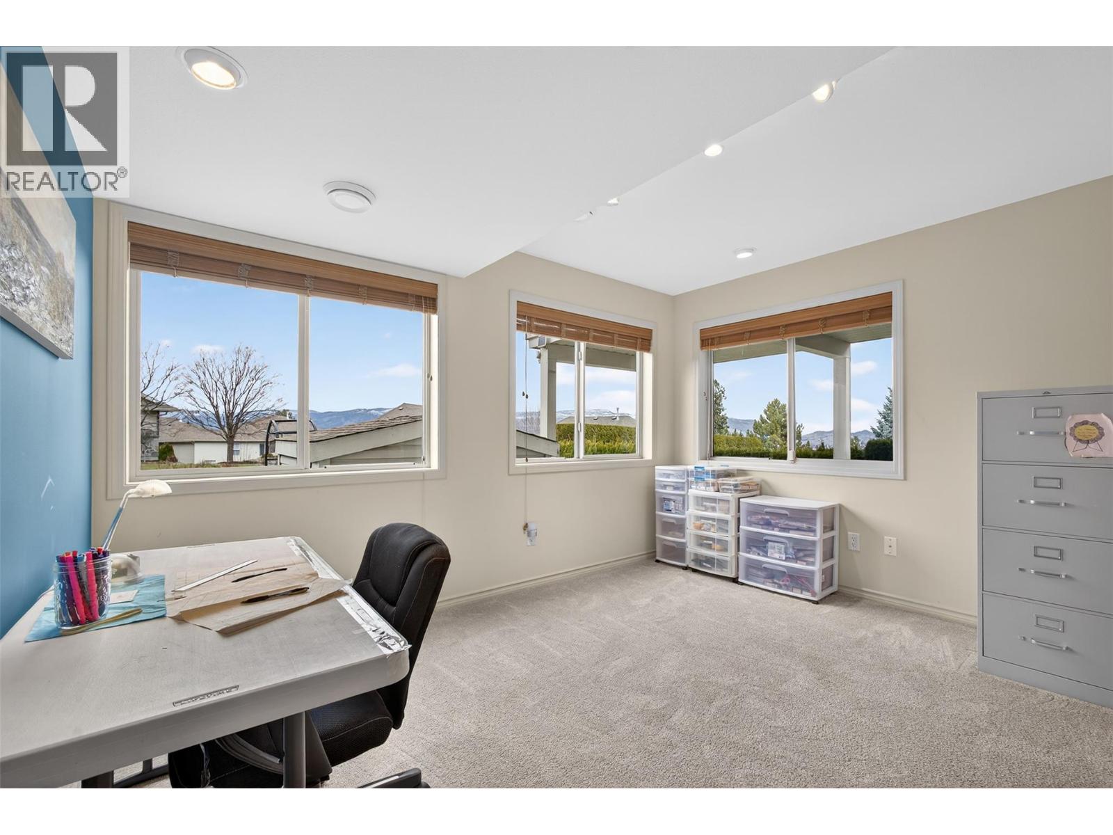 5038 South Ridge Drive, Kelowna