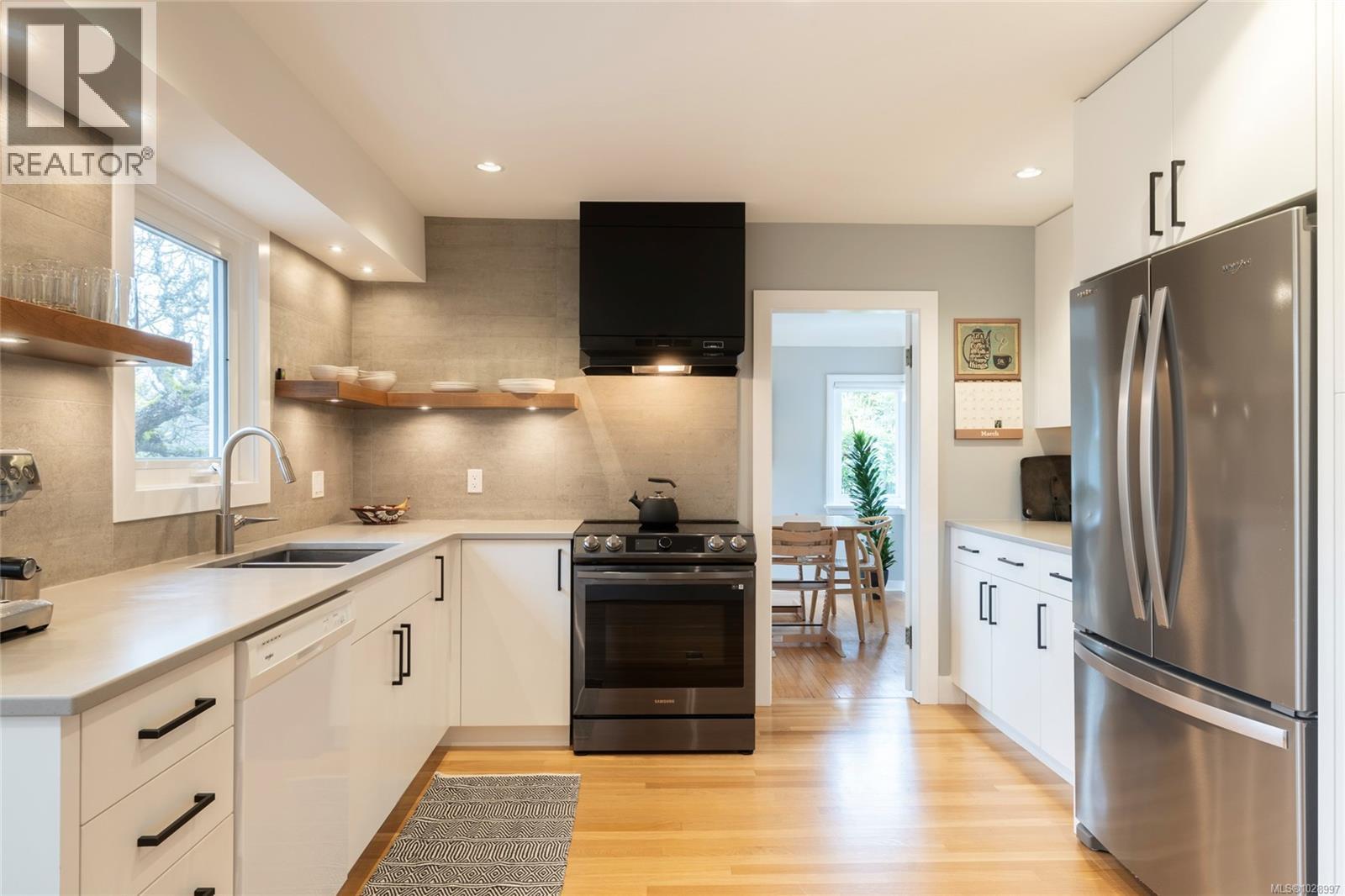  2275 Allenby Street, Oak Bay