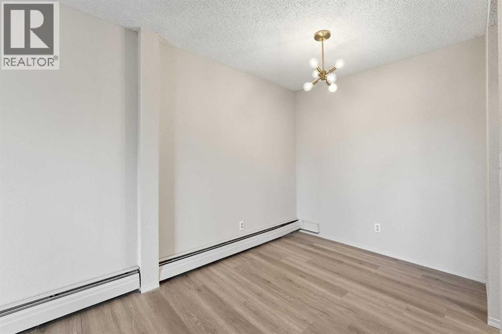 Single Family House for Sale in    Street SW Rosscarrock Calgary 