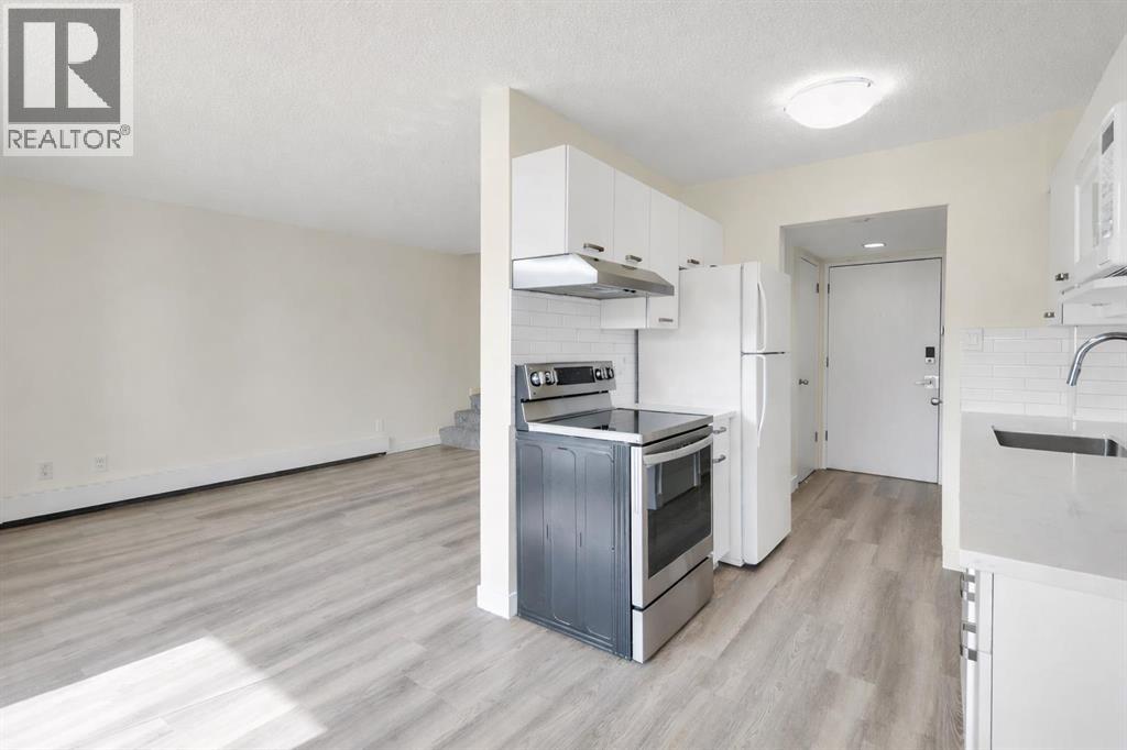 Single Family House Multi-level for Sale in    Street NW Varsity Calgary 