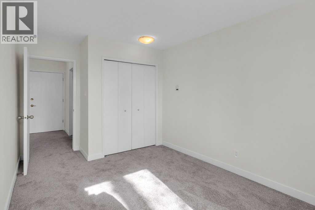 Single Family House Multi-level for Sale in    Street NW Varsity Calgary 