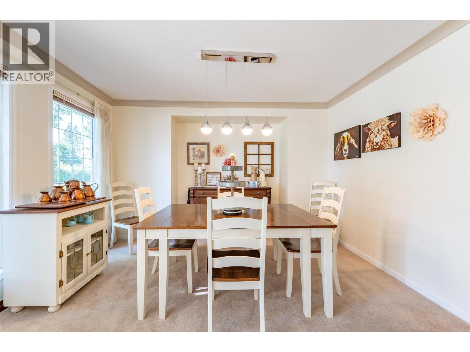 2220 Okanagan Street, Armstrong