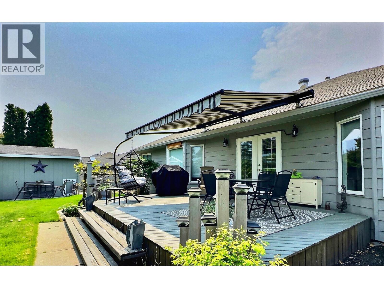 2220 Okanagan Street, Armstrong