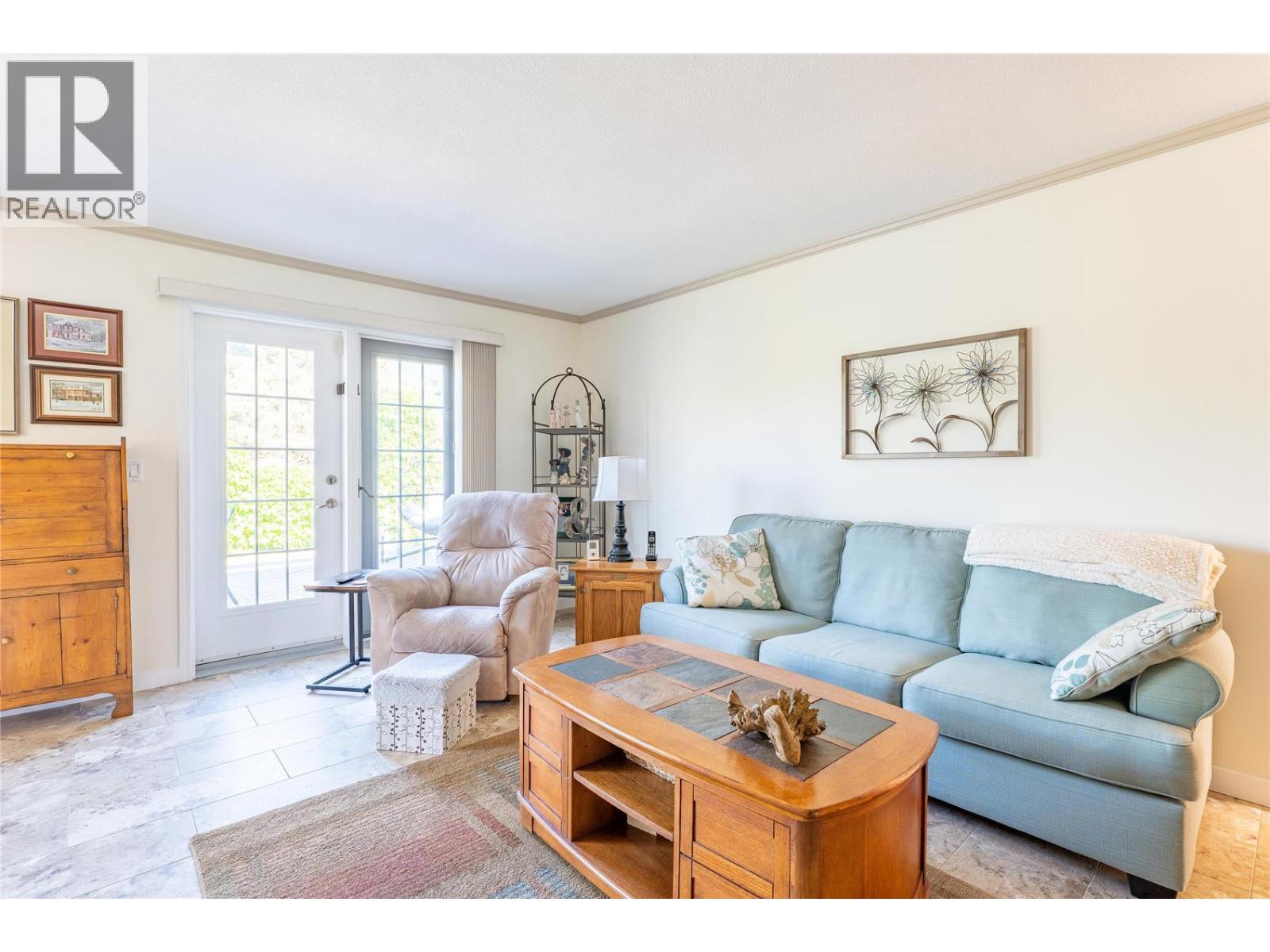 2220 Okanagan Street, Armstrong