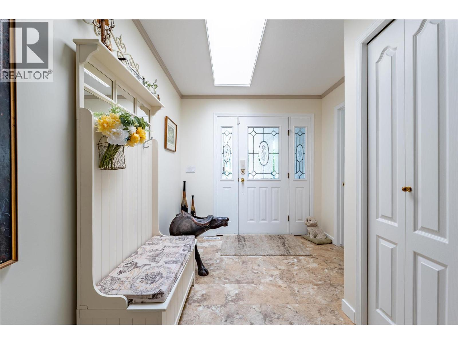 2220 Okanagan Street, Armstrong