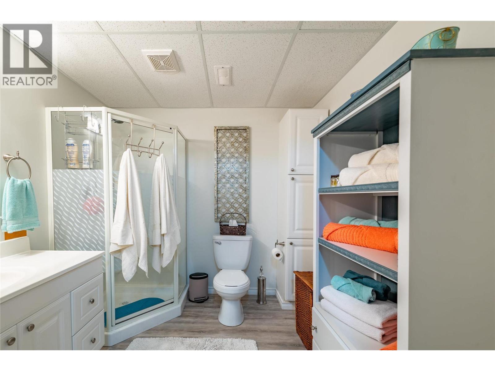 2220 Okanagan Street, Armstrong