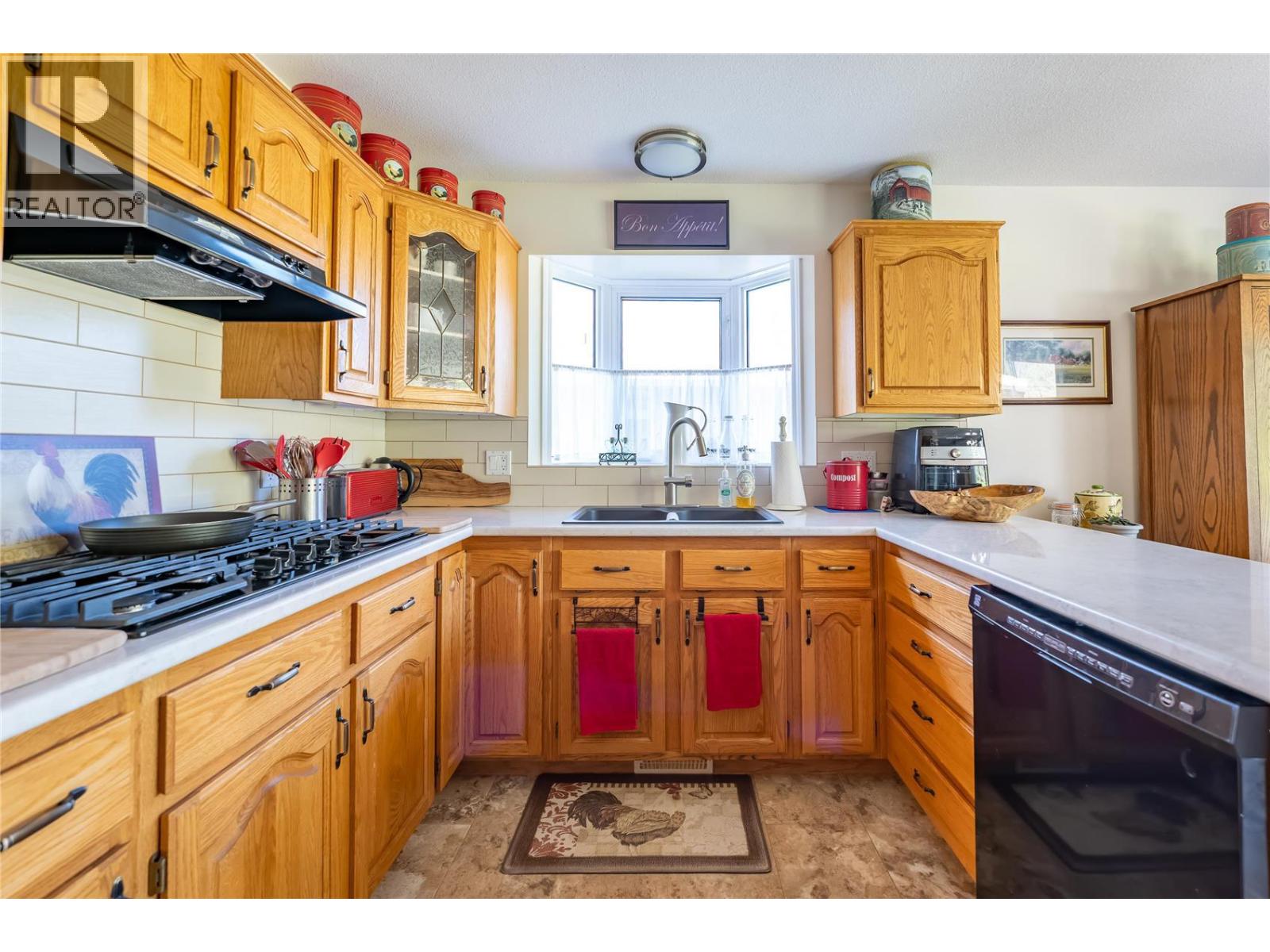 2220 Okanagan Street, Armstrong