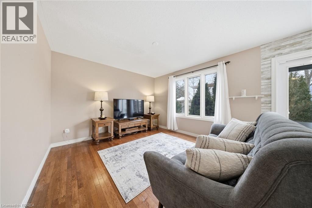 40 MISSION Road - 10