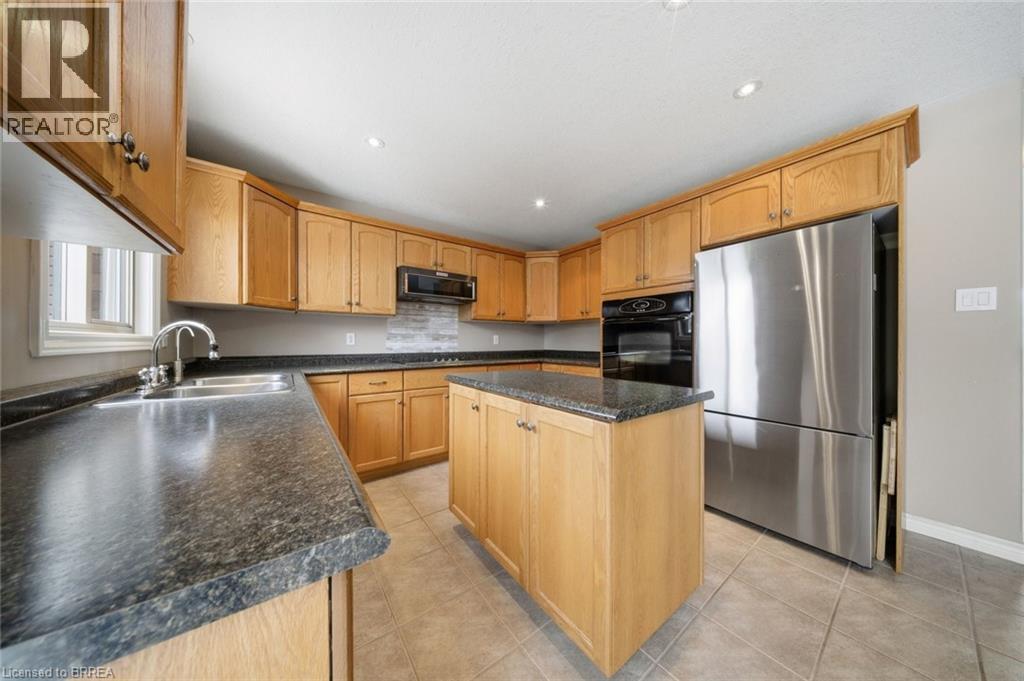 40 MISSION Road - 15