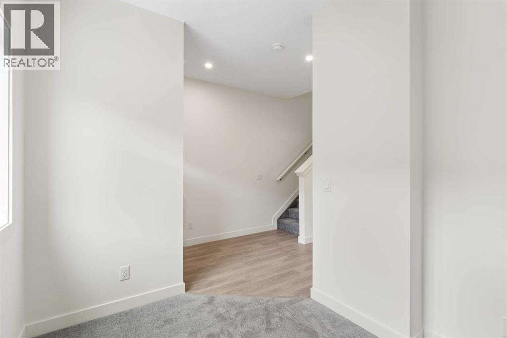 Single Family House for Sale in   st Street SW Springbank Hill Calgary 