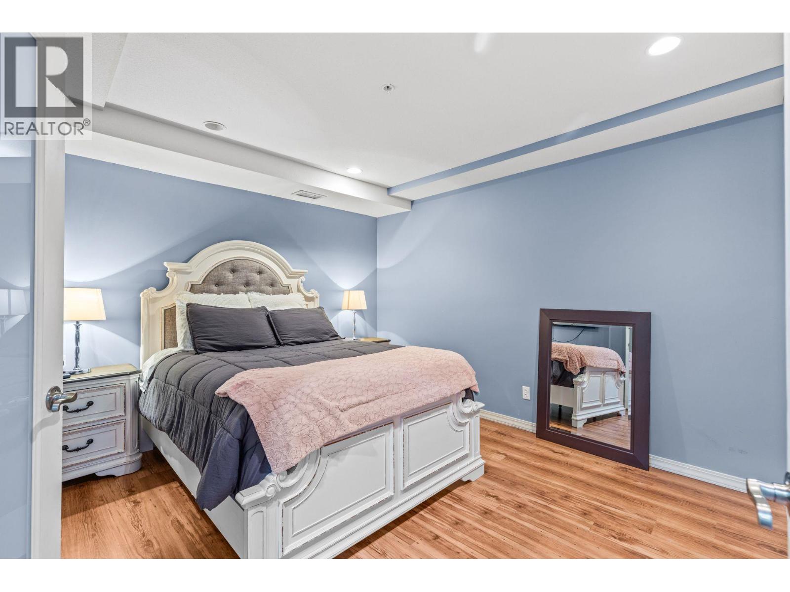 1088 Sunset Drive Unit# 208, Kelowna