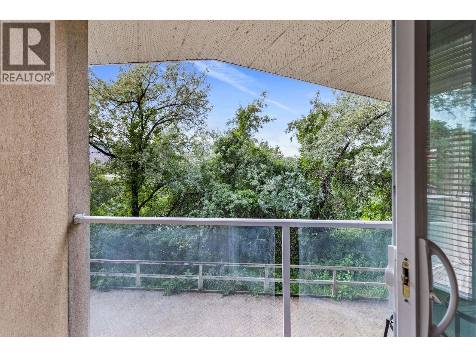 1088 Sunset Drive Unit# 208, Kelowna