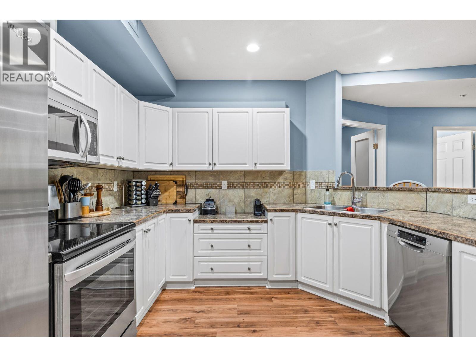 1088 Sunset Drive Unit# 208, Kelowna