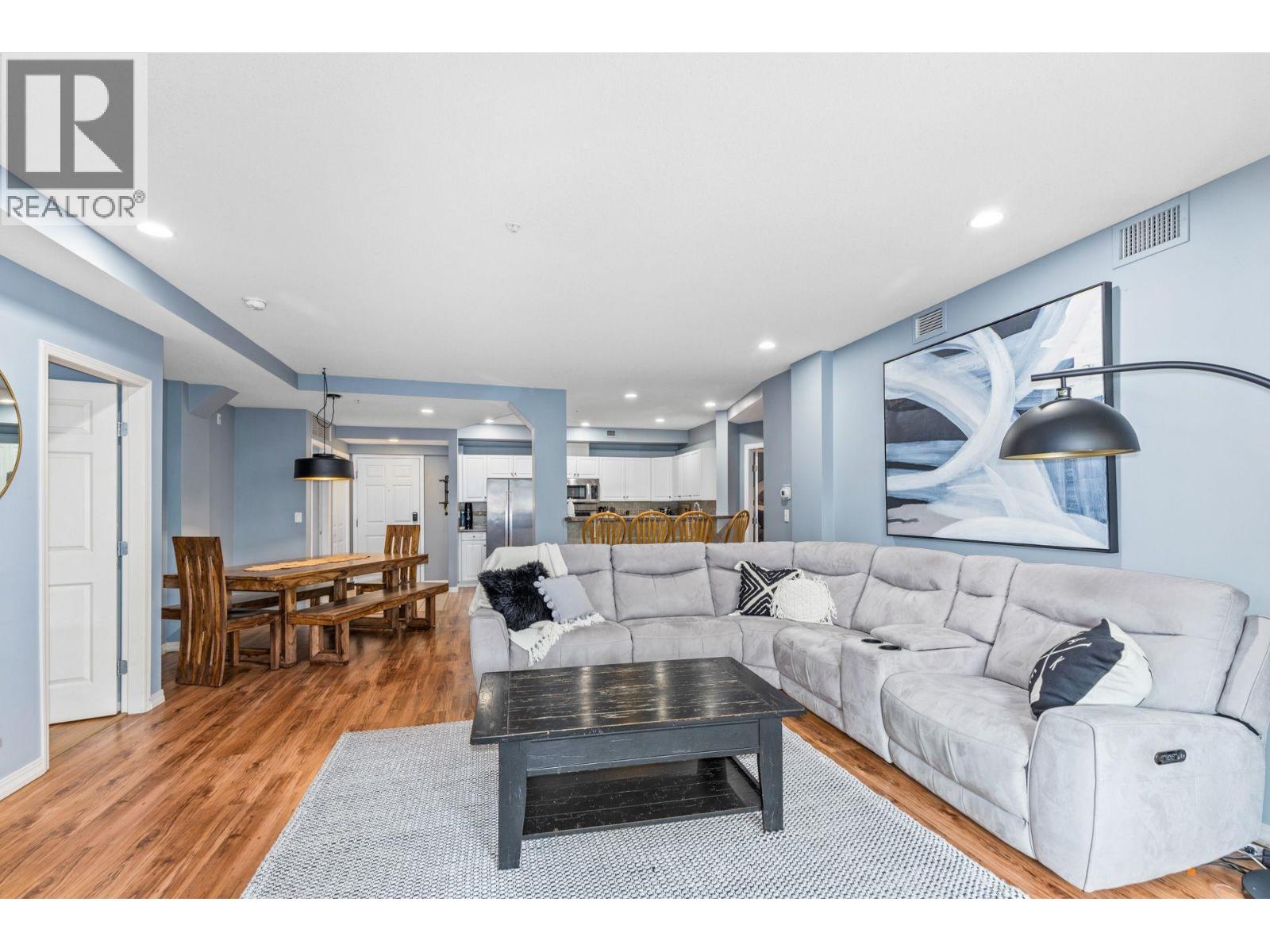 1088 Sunset Drive Unit# 208, Kelowna