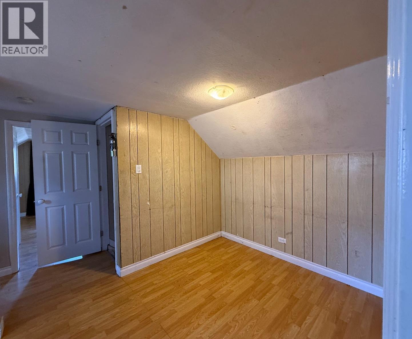  954 Glover Road, Trail