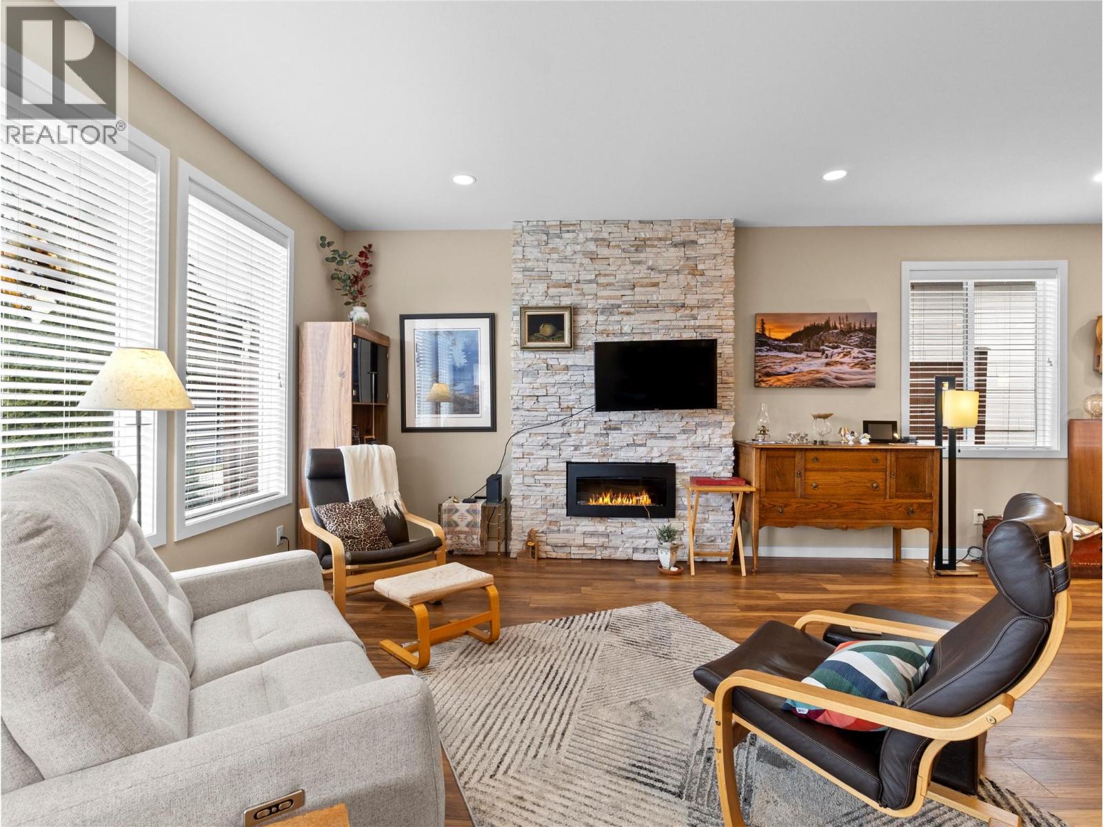 1611 10 Street SW Unit# 24, Salmon Arm