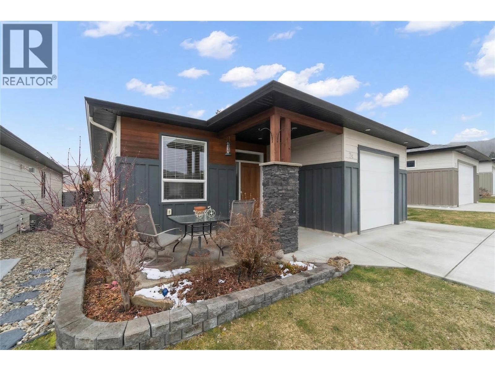 1611 10 Street SW Unit# 24, Salmon Arm