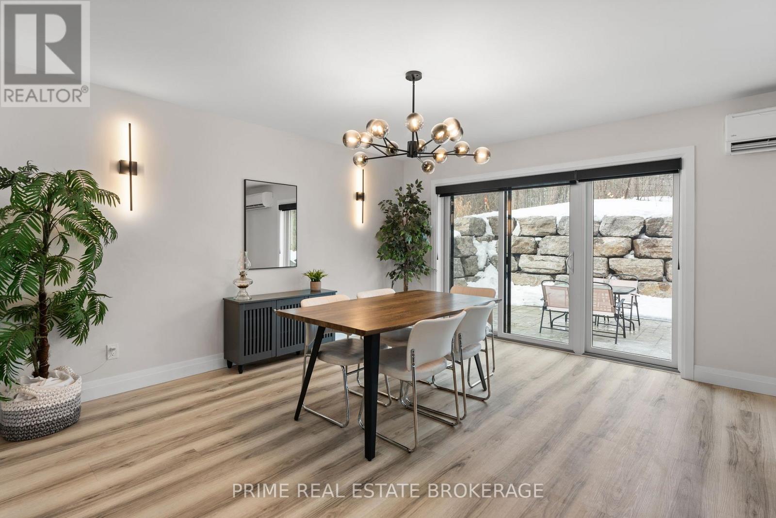 35 WALKER STREET - 13
