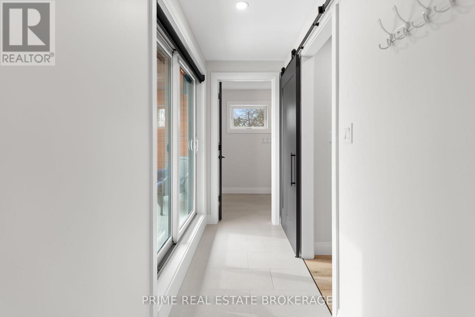 35 WALKER STREET - 21