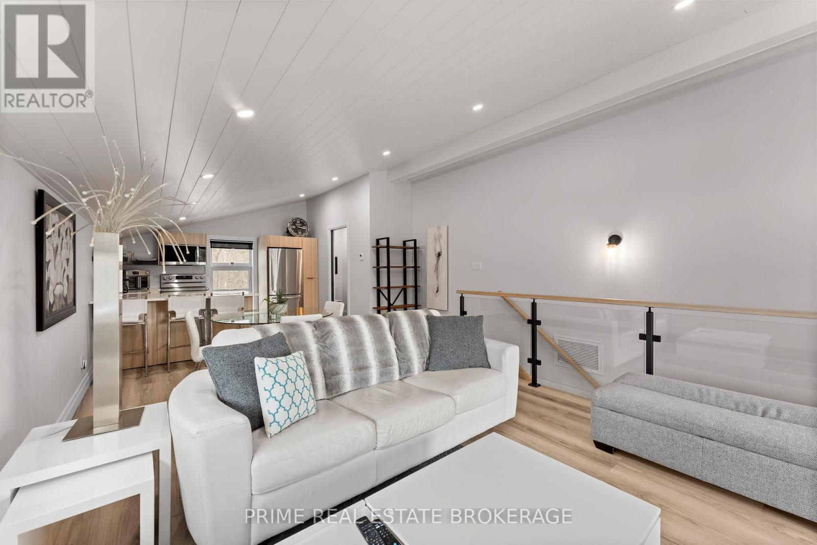 35 WALKER STREET - 39
