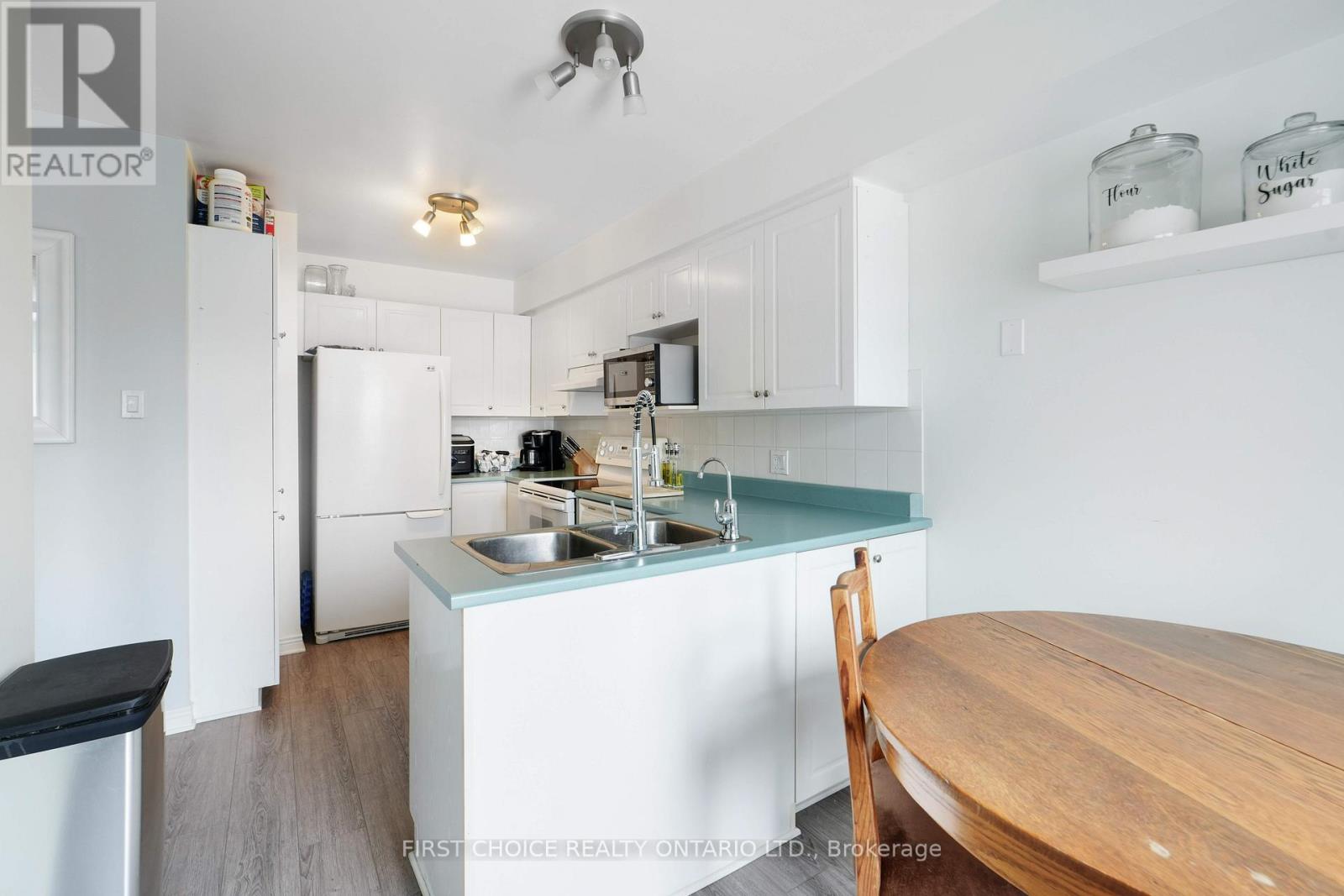 1189 LICHEN AVENUE - 19