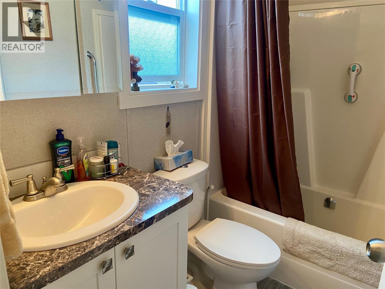 1034 Highway 3B Unit# 2, Montrose