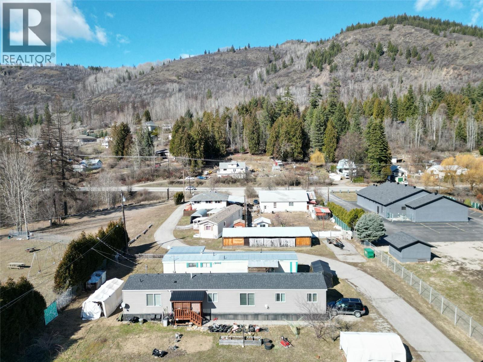 1034 Highway 3B Unit# 2, Montrose