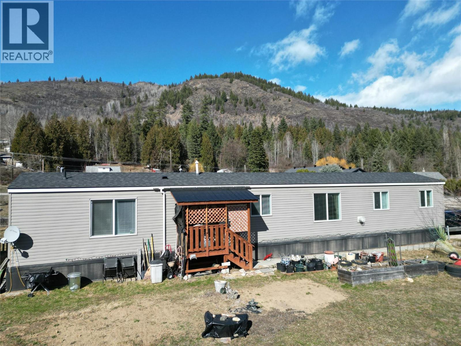 1034 Highway 3B Unit# 2, Montrose