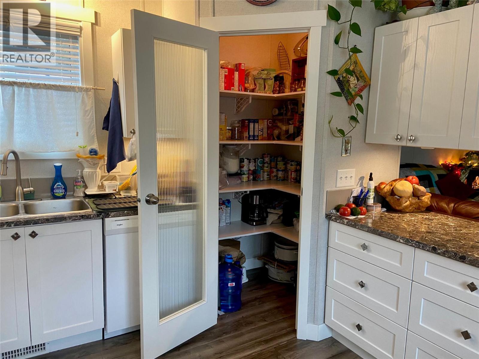 1034 Highway 3B Unit# 2, Montrose