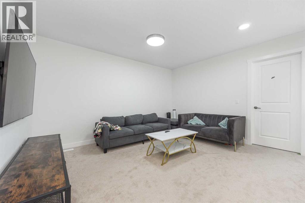 Single Family House for Sale in  Sora Terrace SE Hotchkiss Calgary 