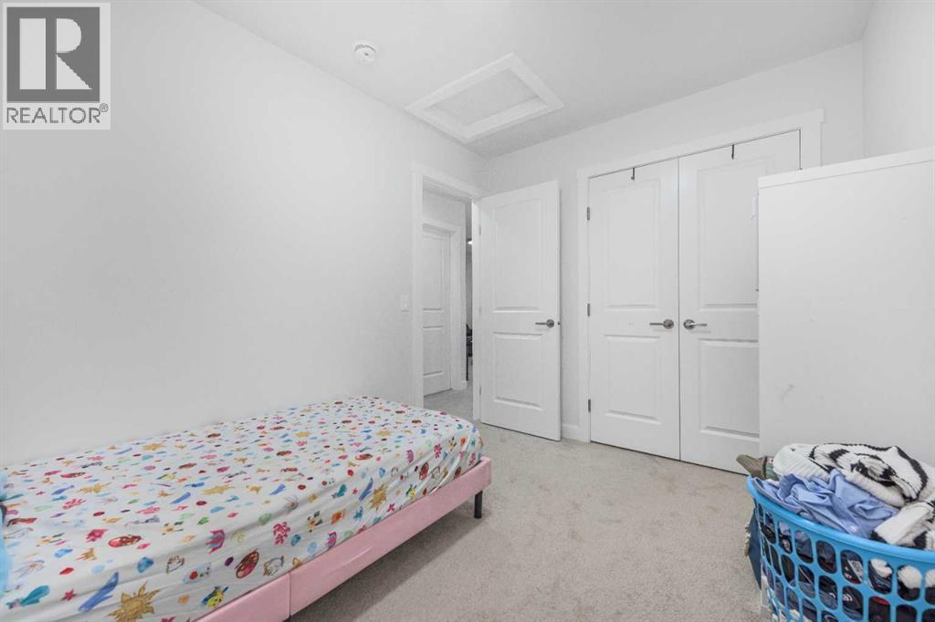 Single Family House for Sale in  Sora Terrace SE Hotchkiss Calgary 