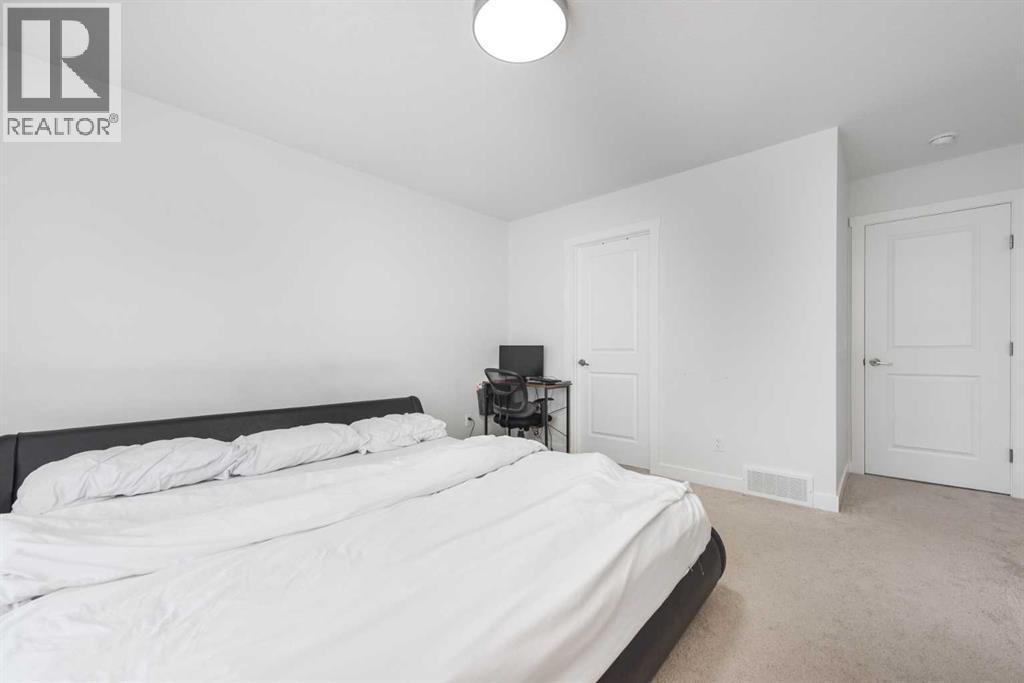 Single Family House for Sale in  Sora Terrace SE Hotchkiss Calgary 