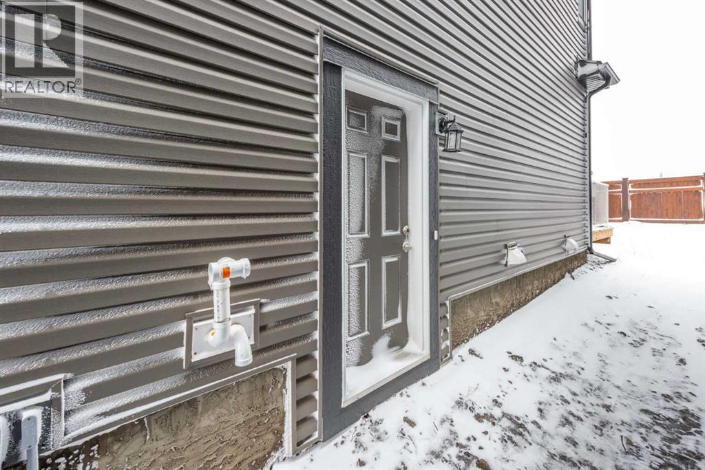 Single Family House for Sale in  Sora Terrace SE Hotchkiss Calgary 