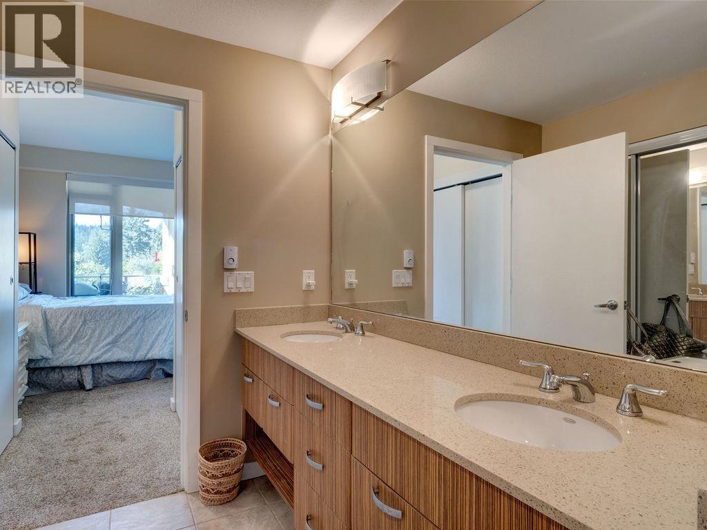 360 5160 DAVIS BAY ROAD, Sechelt