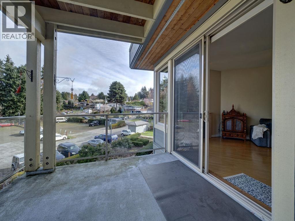 360 5160 DAVIS BAY ROAD, Sechelt