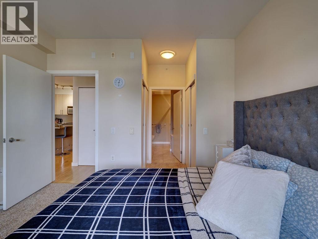 360 5160 DAVIS BAY ROAD, Sechelt