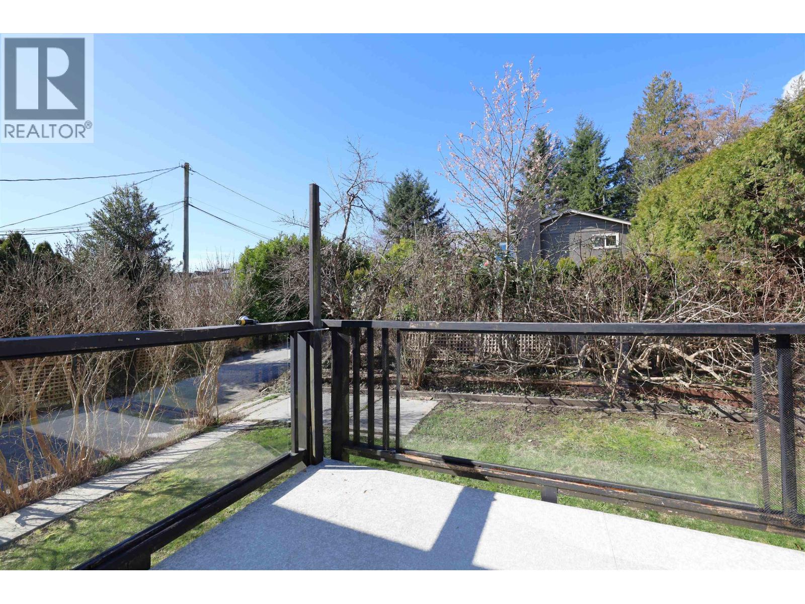 682 CRUCIL ROAD, Gibsons