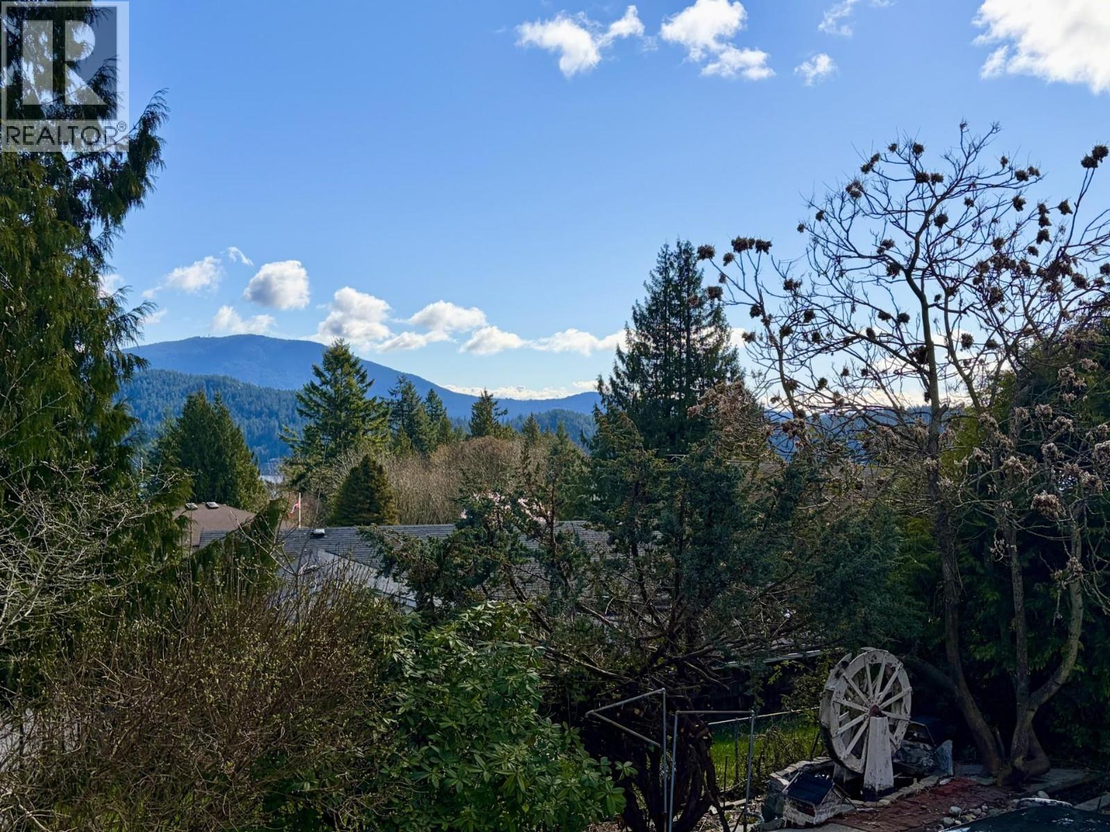 682 CRUCIL ROAD, Gibsons