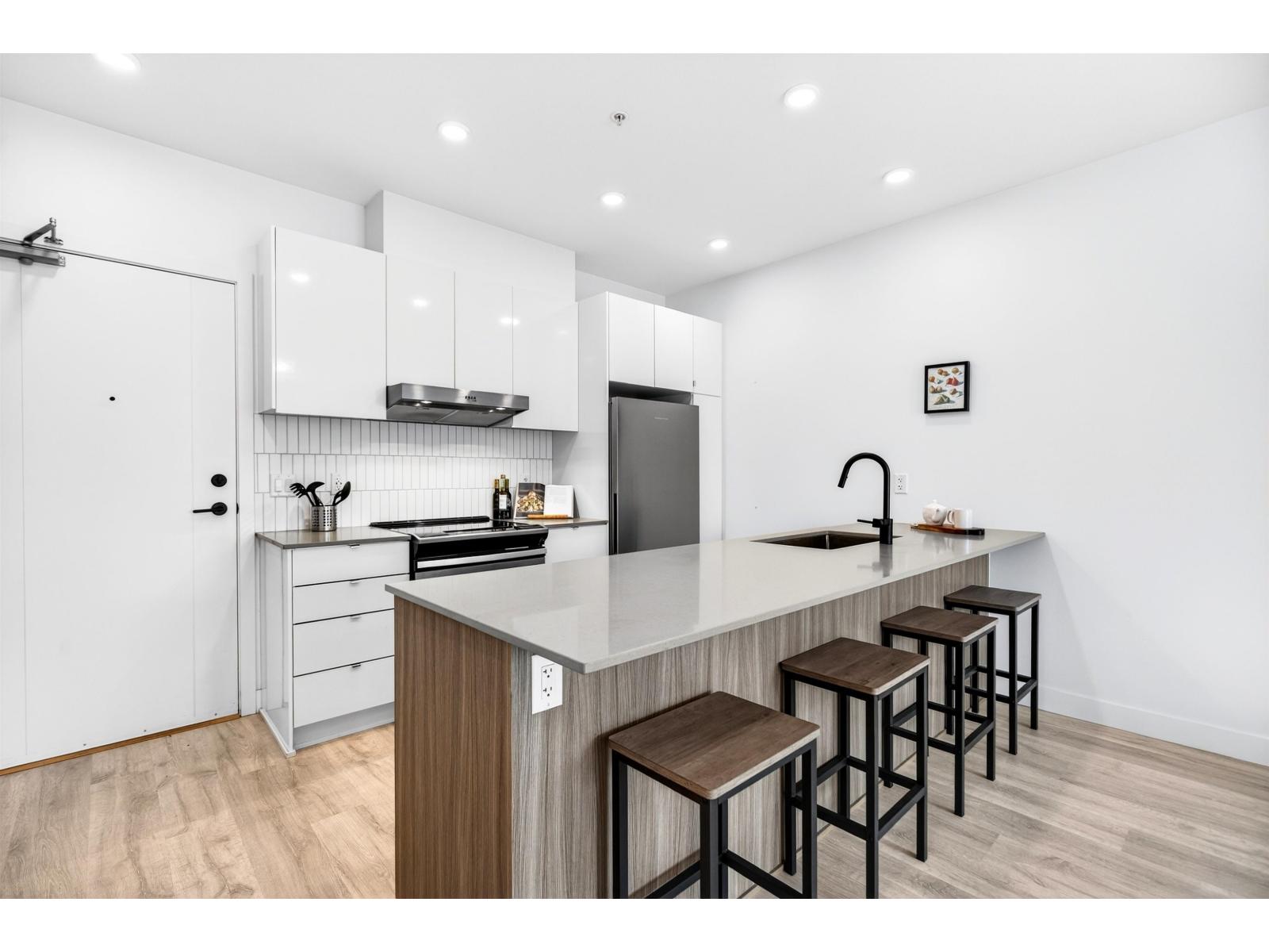 608 32838 LANDEAU PLACE, Abbotsford