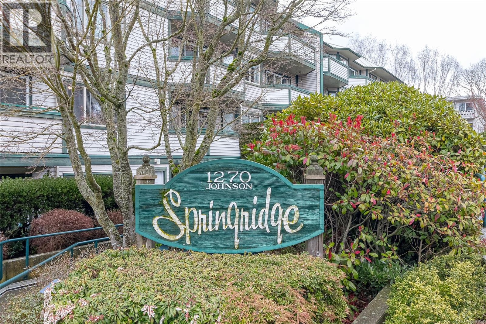 201 1270 Johnson St, Victoria