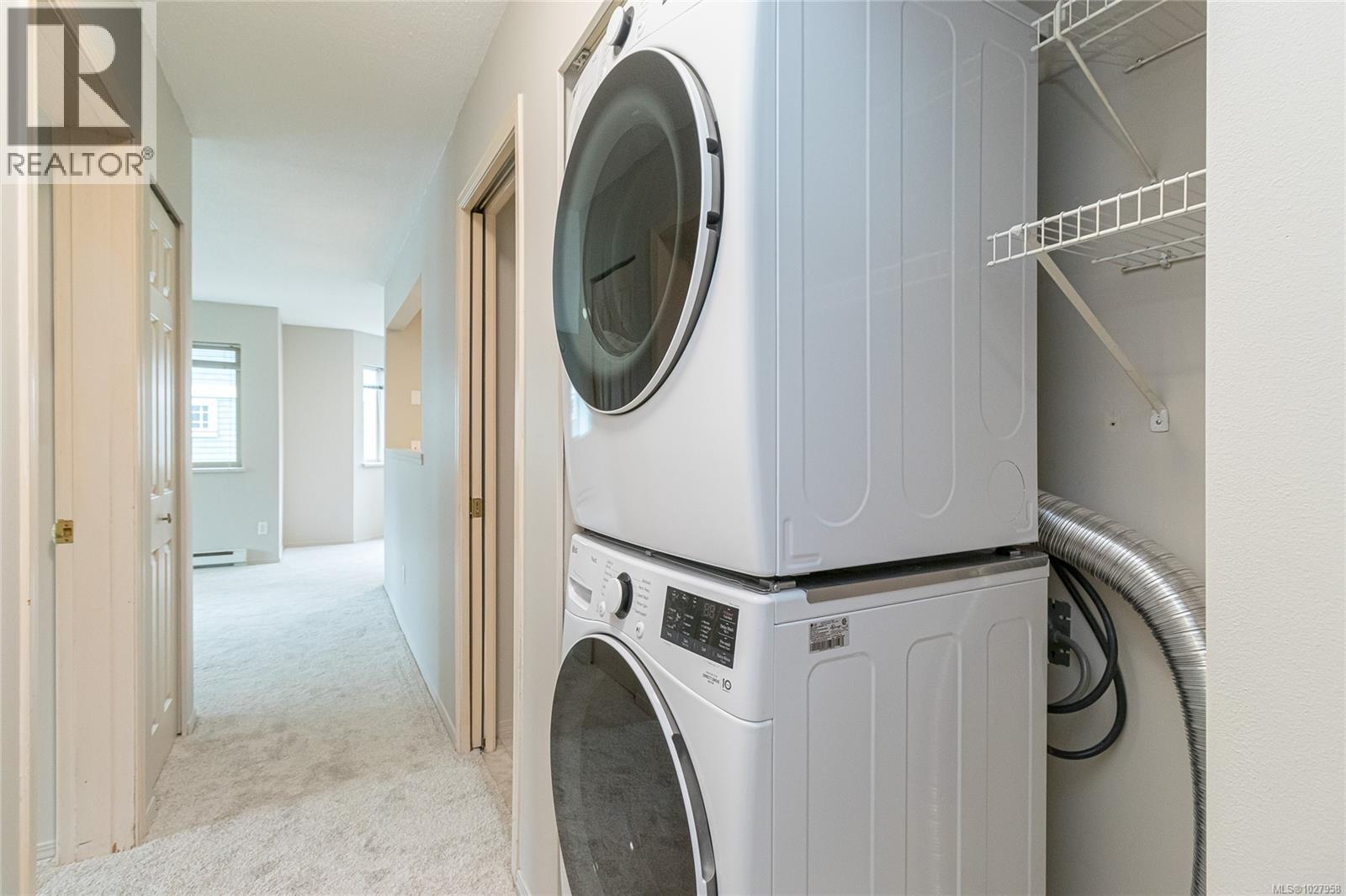 201 1270 Johnson St, Victoria