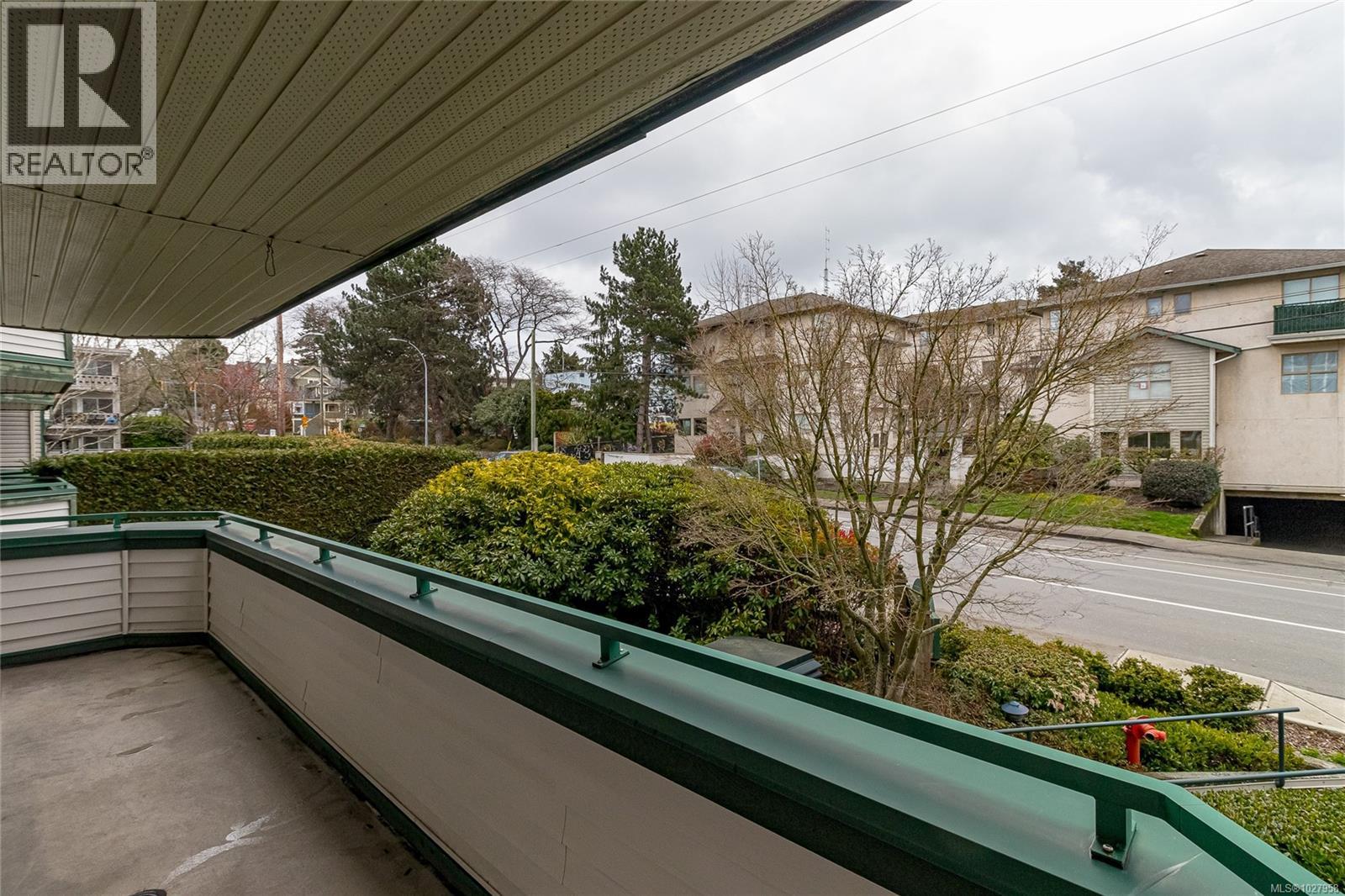 201 1270 Johnson St, Victoria