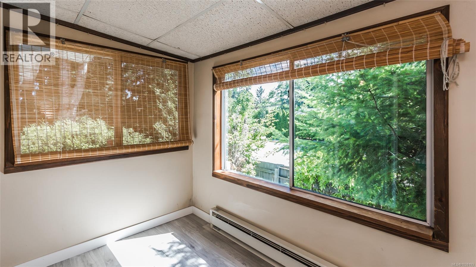 1250 TOWNSITE RD - 24