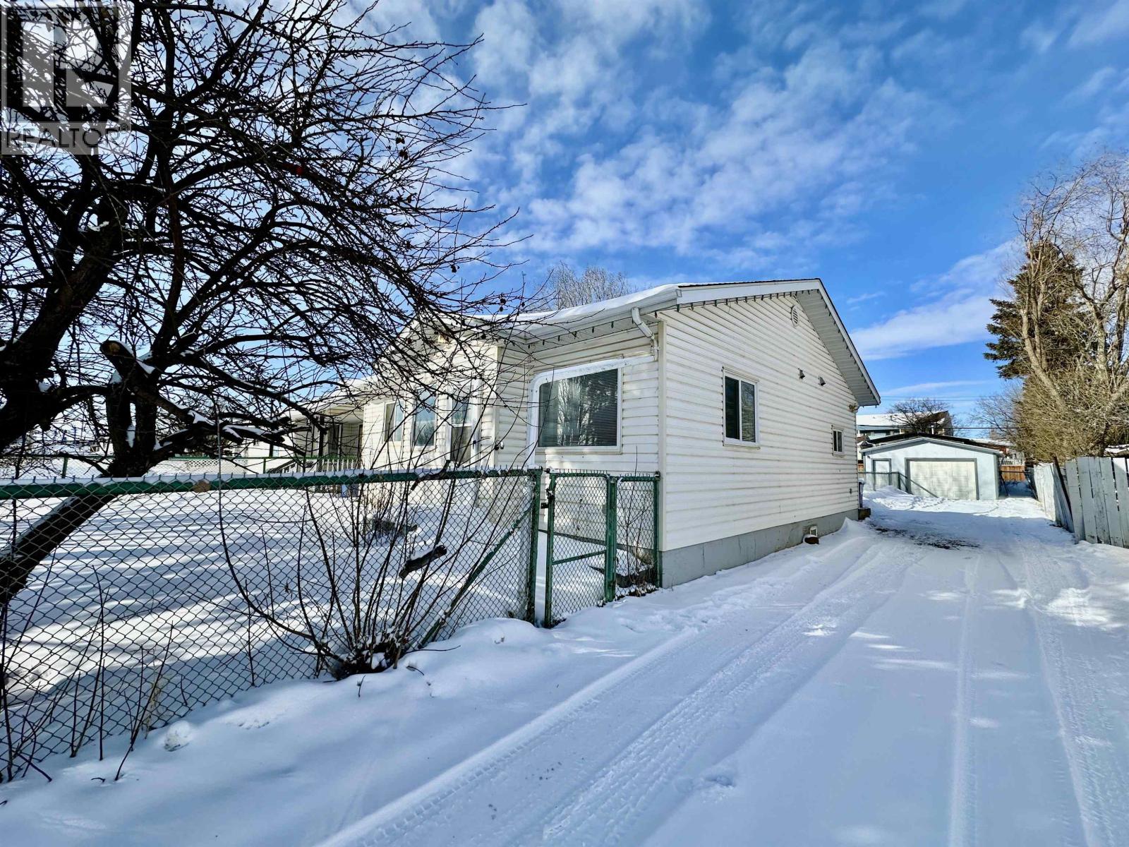10316 96 AVENUE, Fort St. John