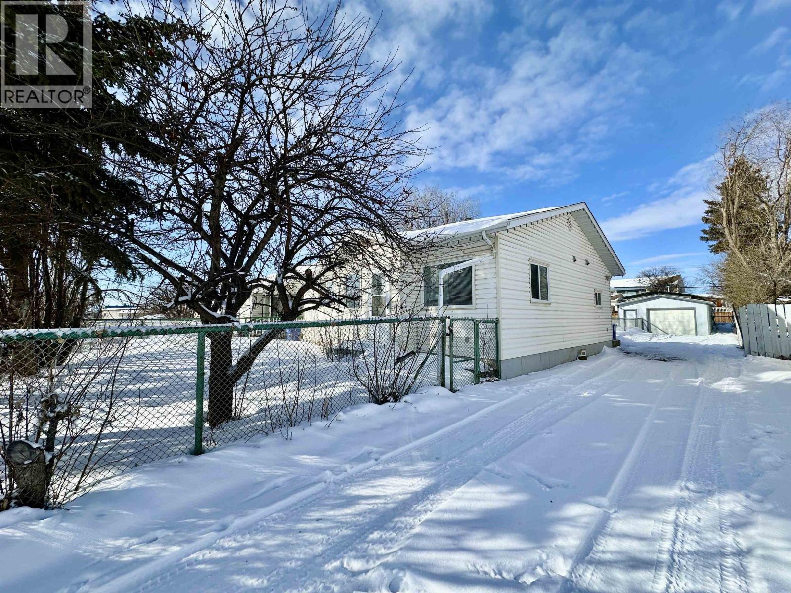 10316 96 AVENUE, Fort St. John