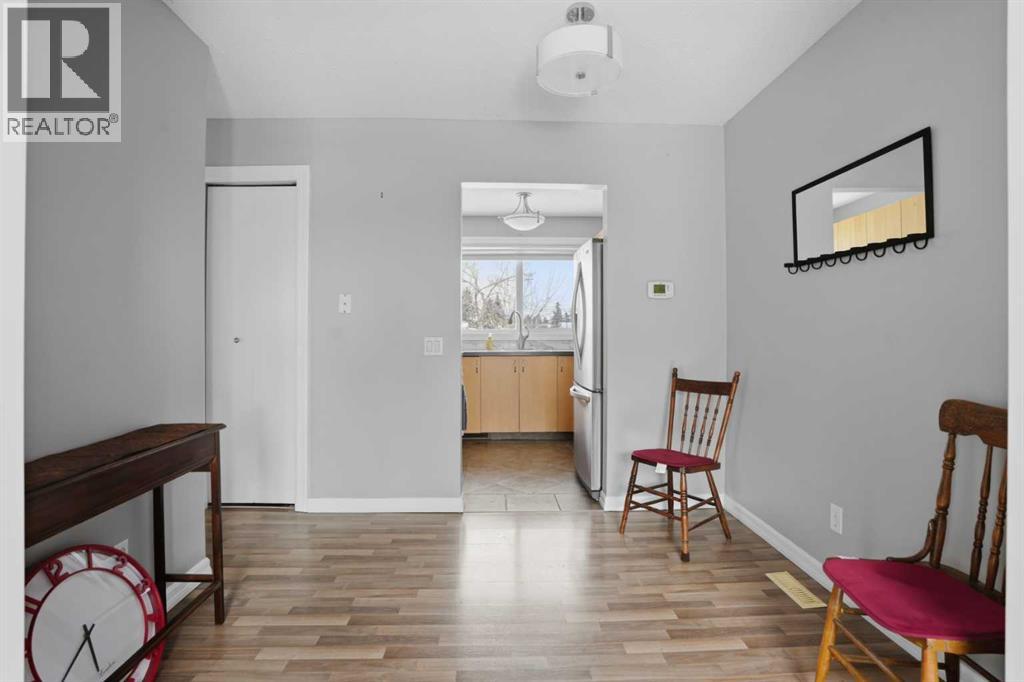 Single Family House for Sale in   Pensacola Crescent SE Penbrooke Meadows Calgary 