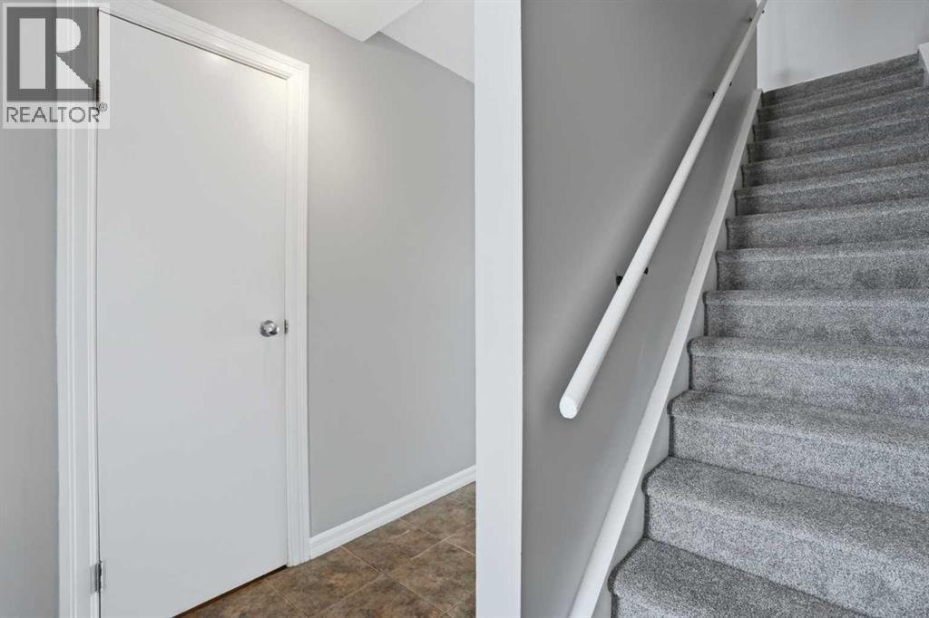 Single Family House for Sale in   Pensacola Crescent SE Penbrooke Meadows Calgary 