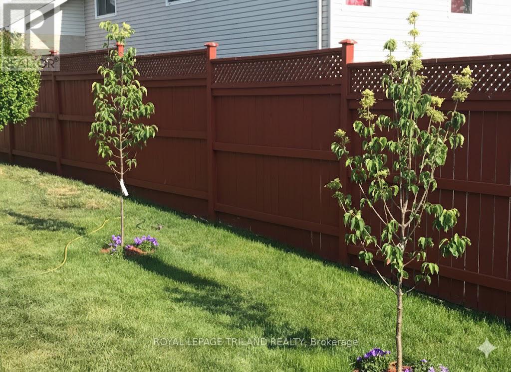 53 EDGEWELL CRESCENT Property Photo