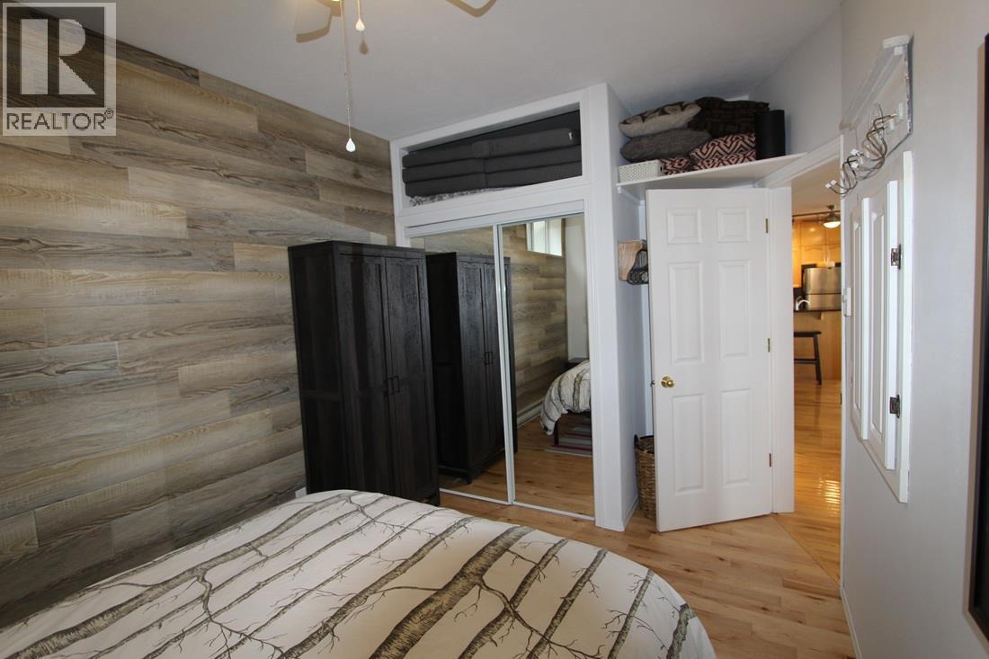 3935 Eagle Bay Road Unit# 1B, Eagle Bay