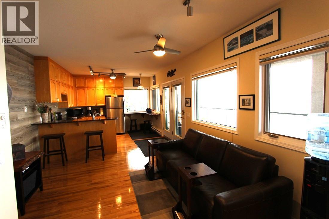 3935 Eagle Bay Road Unit# 1B, Eagle Bay